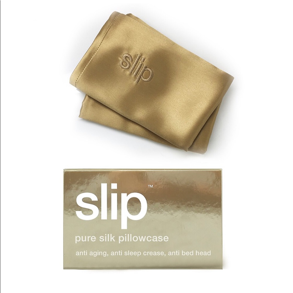 BNIB-sealed luxurious SLIP Silk pillowcase gold